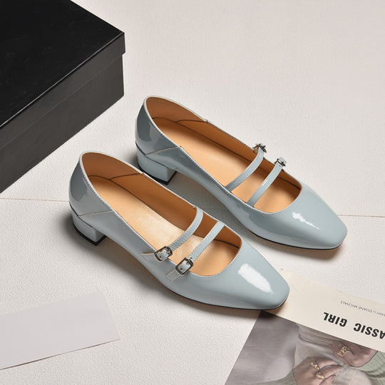 Damen Elegante Ballerinas mit schickem Riemchenverschluss und komfortablem Blockabsatz EB