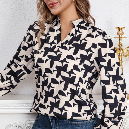 Damen Bluse mit modernem geometrischem Muster und eleganten Rüschendetails EB