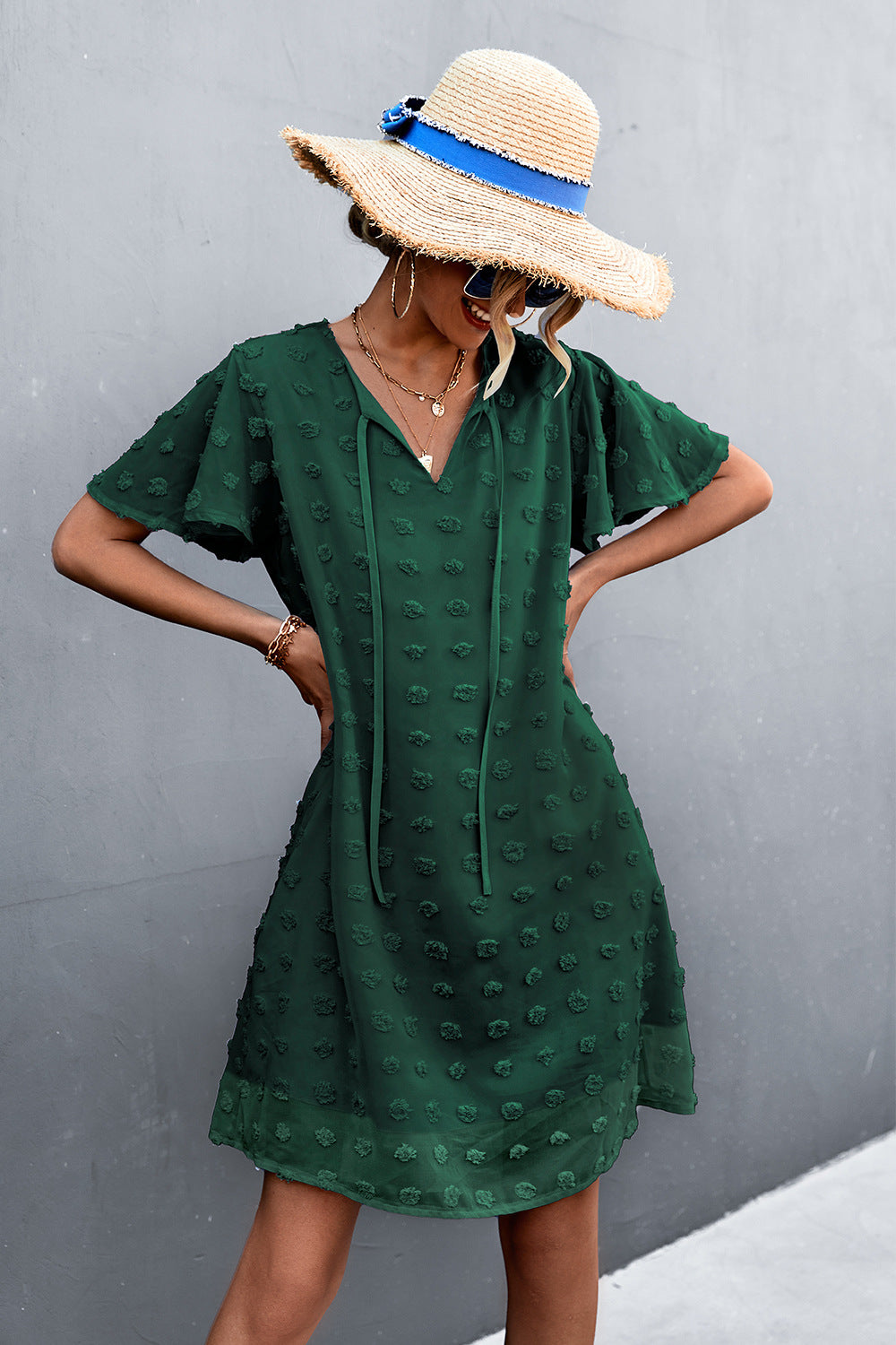 Damen Freizeitkleid mit luftigen Puffärmeln und Rüschenakzenten EB