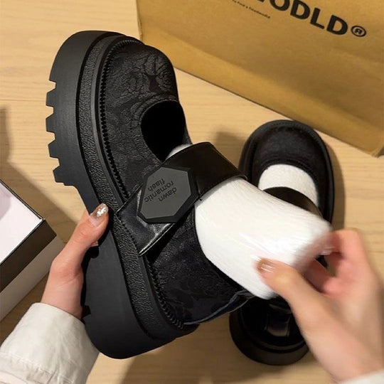 Damen Modische Slip-On Clogs mit robustem Profil und Druckmuster EB