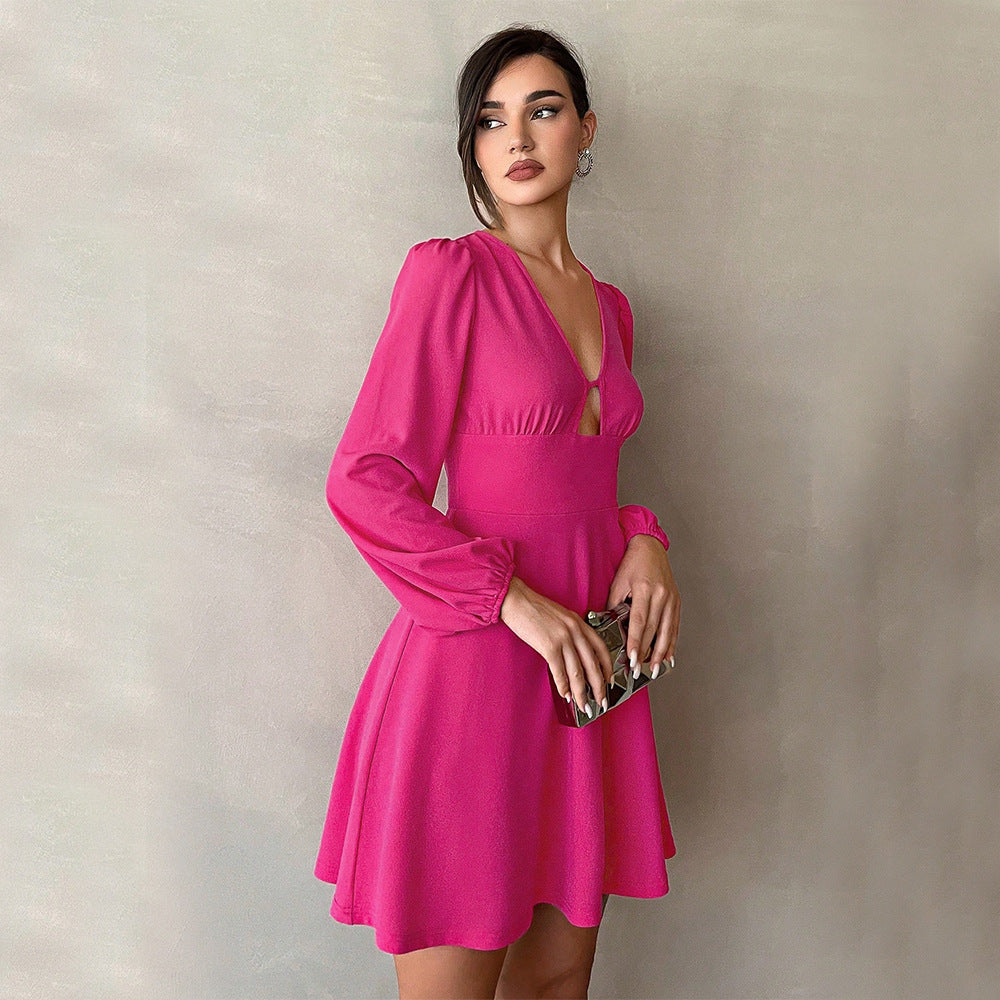 Damen kurzes A-Linien-Minikleid mit V-Ausschnitt und kleinem Ausschnittdetail, Empire-Taille und Ballonärmeln Eichborn Berlin