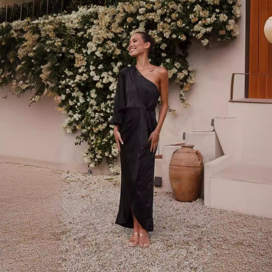 Damen Wickelkleid mit asymmetrischem Design und elegantem Taillengürtel EB
