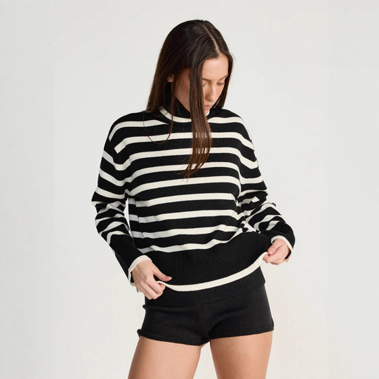 Damen gestreifter Rollkragenpullover mit lässigem Schnitt EB