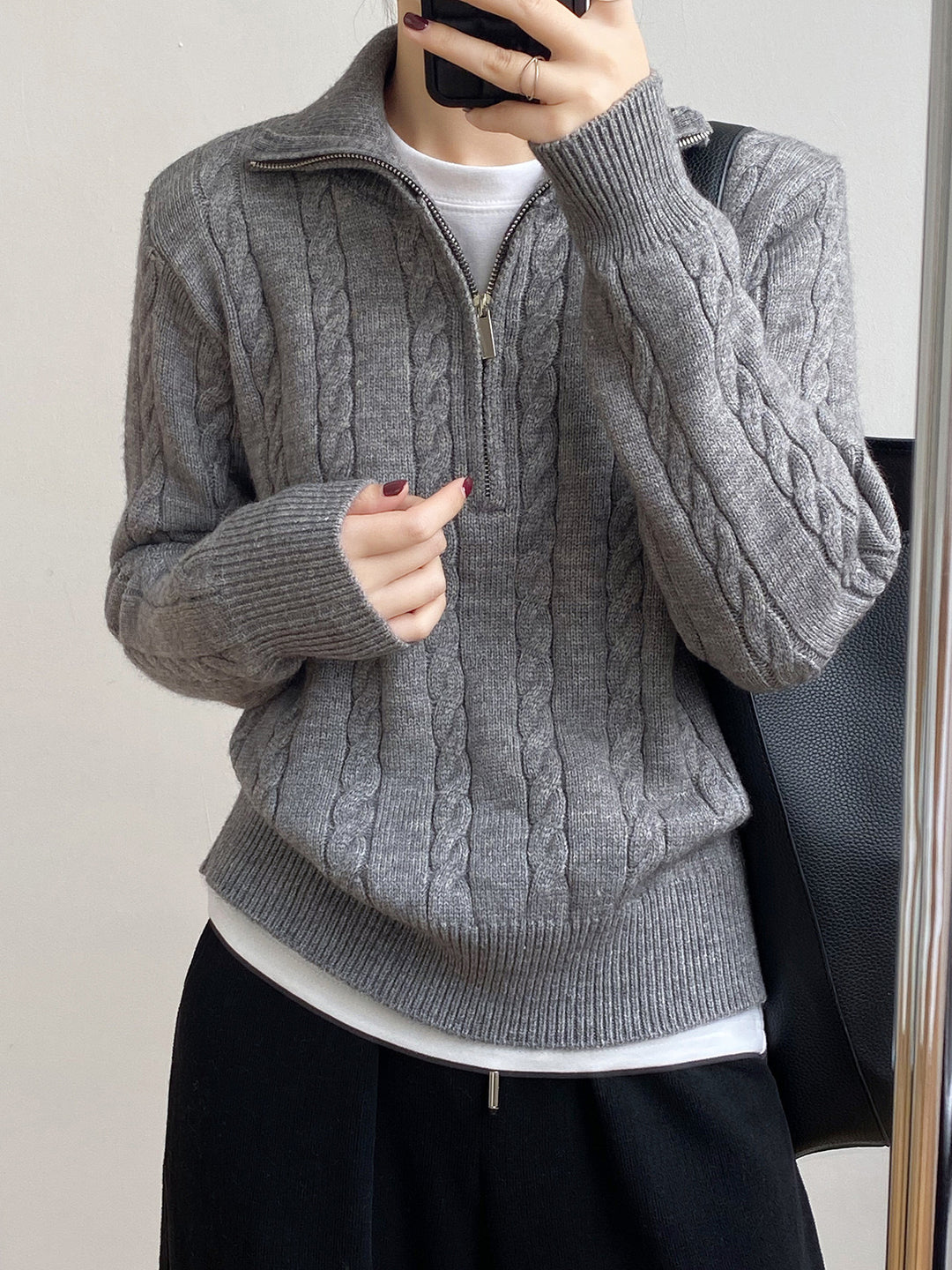 Damen Kuscheliger Strickpullover mit Stehkragen und Zopfdesign EB