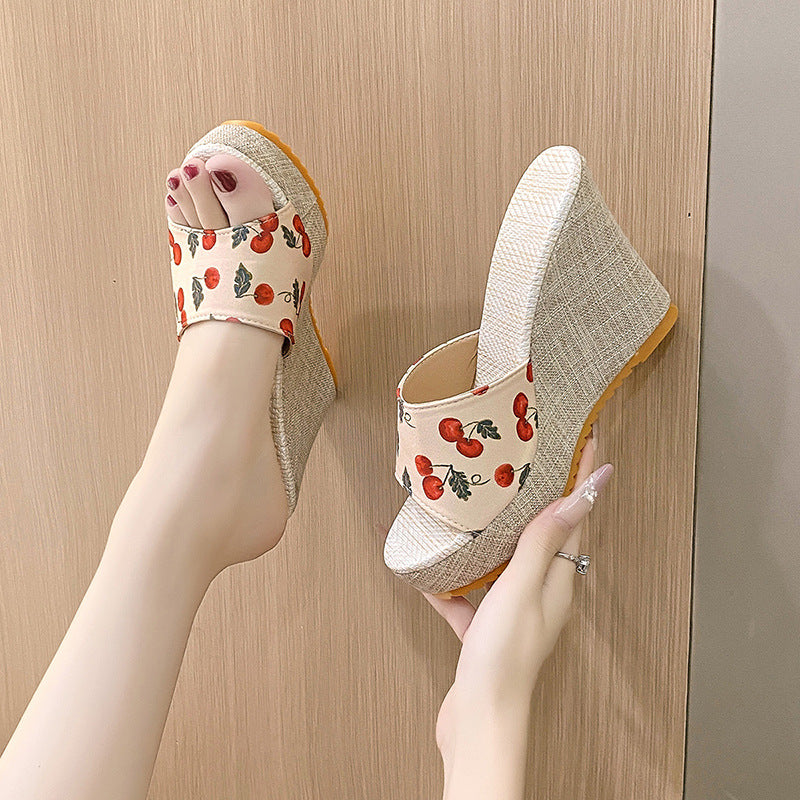 Damen Wedge-Pantoletten mit fruchtigem Muster und rutschfester Sohle EB