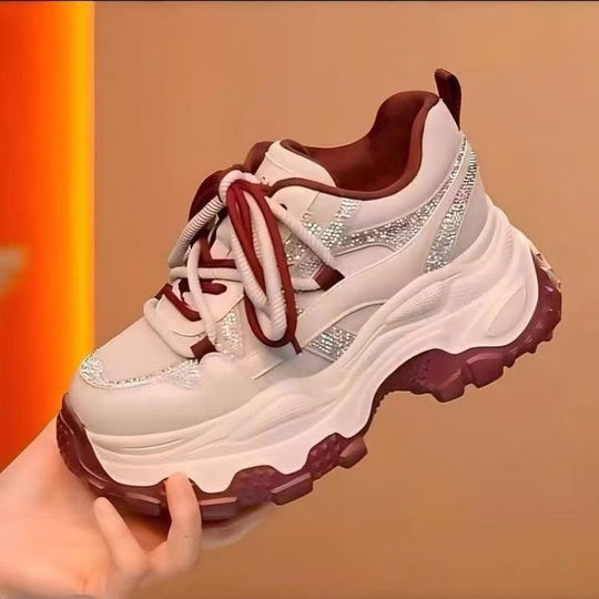Damen Sportliche Sneakers mit auffälliger Dämpfung und glitzernden Akzenten EB