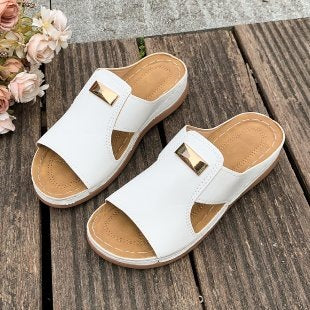 Damen Modische Slipper mit elegantem Riemendetail EB