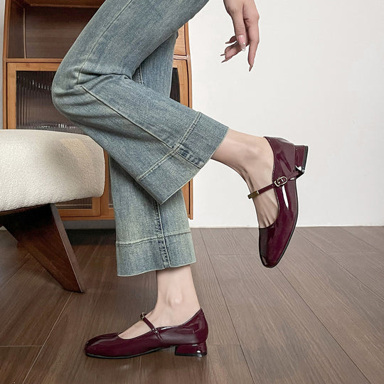 Damen Ballerinas mit elegantem Schnallenverschluss und glänzender Oberfläche EB