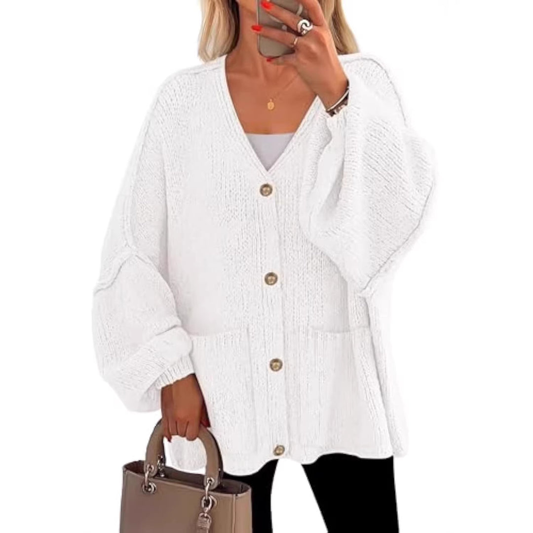 Damen Oversize Strickcardigan mit V-Ausschnitt, goldenen Zierknöpfen und aufgesetzten Taschen EB