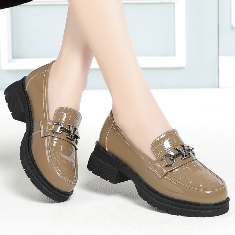 Damen Elegante Mokassins mit modischem Schmuckdetail EB