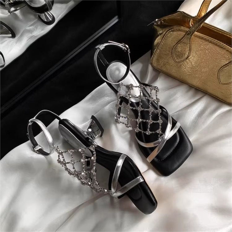 Damen elegante Sandalen mit funkelnden Strassdetails EB