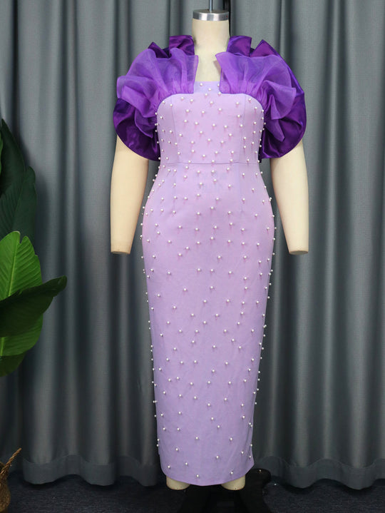 Damen Figurbetontes Abendkleid mit dramatischen Puffärmeln und Perlenakzenten EB