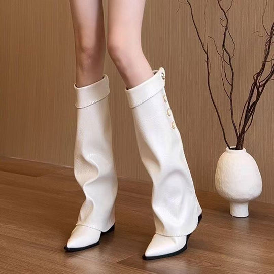 Damen Stilvolle Knöchelhohe Stiefel mit flexiblem Schaft und Knopfdetail EB