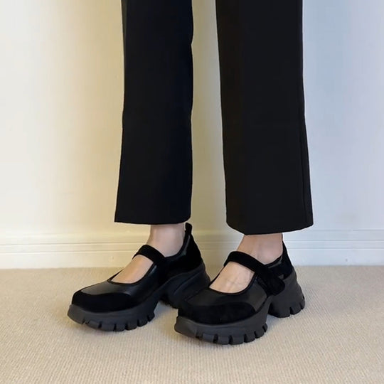 Damen Sneakers mit verstellbarem Klettverschluss und rutschfester Sohle EB