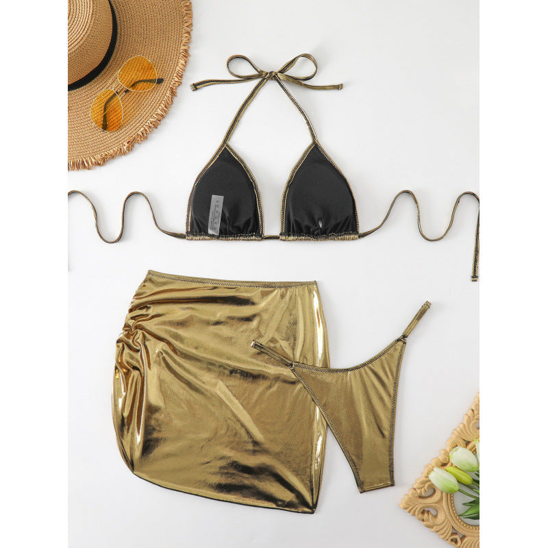 Damen Glänzender Triangel-Bikini mit Raffung und verspieltem Rock EB