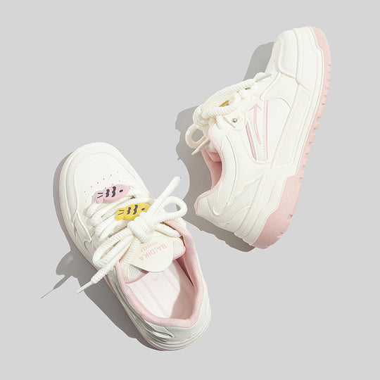 Damen Sportliche Plattform Sneakers mit atmungsaktiver Oberfläche und einzigartigem Design EB