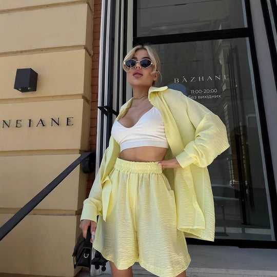 Damen Zweiteiliges texturiertes Loungewear‑Set mit Oversized‑Hemd und elastischer Taillen‑Shorts EB