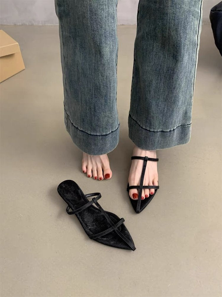 Damen elegante Slipper mit verstellbaren Riemen und spitzem Design EB
