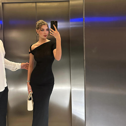 Damen Elegantes und figurbetontes Maxikleid mit zartem Schulterdesign EB