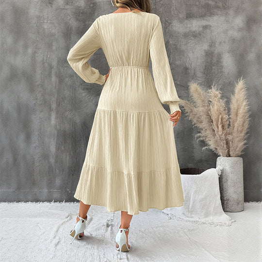 Damen Crinkle-Midikleid mit V-Ausschnitt, Knopfleiste, tailliertem Bindegürtel und Stufenrock EB