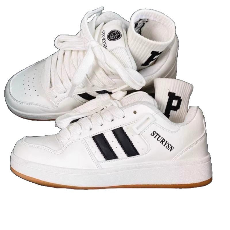 Damen Sportliche Sneakers mit atmungsaktiver Oberflächenstruktur und stabiler Gummisohle EB
