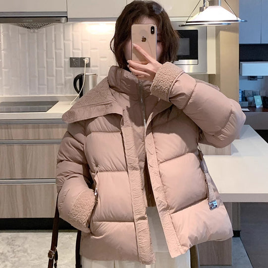 Damen Stylische und warme Pufferjacke mit hohem Kragen und praktischen Taschen EB