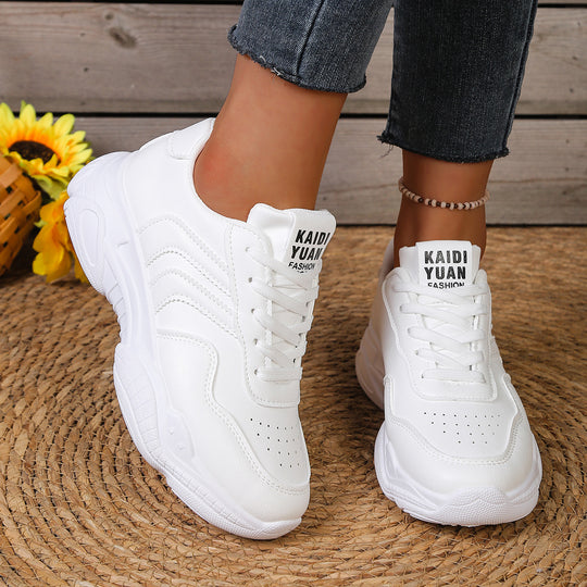 Damen Sportliche Sneakers mit luftiger Oberflächenstruktur und dämpfender Sohle EB