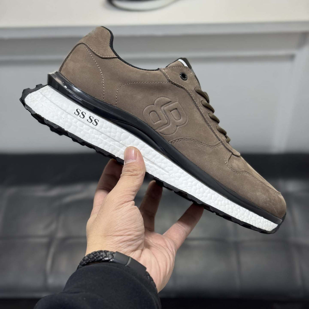 Damen Sportliche Sneaker mit rutschfester Sohle und atmungsaktivem Obermaterial EB