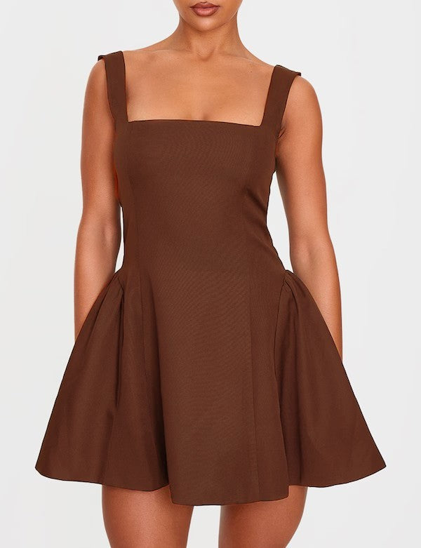 Damen A-Linien Kleid mit quadratischem Ausschnitt und angeschnittenen Taschen EB