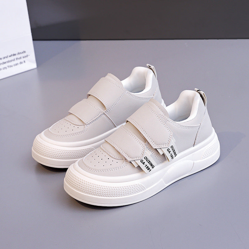 Damen Sneakers mit praktischem Klettverschluss und modischer Plattform EB