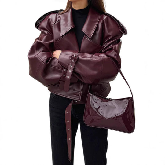Damen Kunstlederjacke im Oversized-Design mit Riemen und neuen Details EB