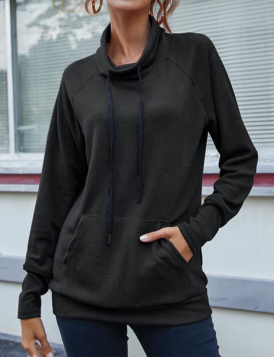 Damen modischer Kapuzensweater mit praktischen Taschen und ergonomischem Schnitt EB