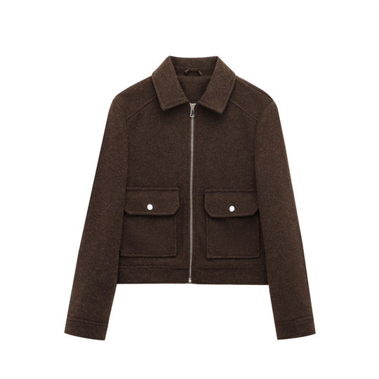 Damen nan kurze taillierte Tweedjacke mit durchgehendem Reißverschluss, aufgesetzten Pattentaschen und Kentkragen EB