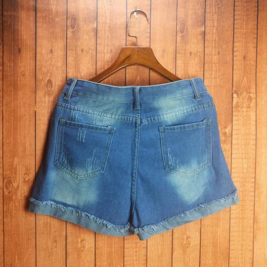 Damen Modische Destroyed Denim-Shorts mit kreativen Aufnähern EB