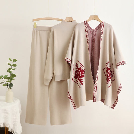Damen Strick-Loungewear-Set mit außergewöhnlichem Poncho-Stil EB
