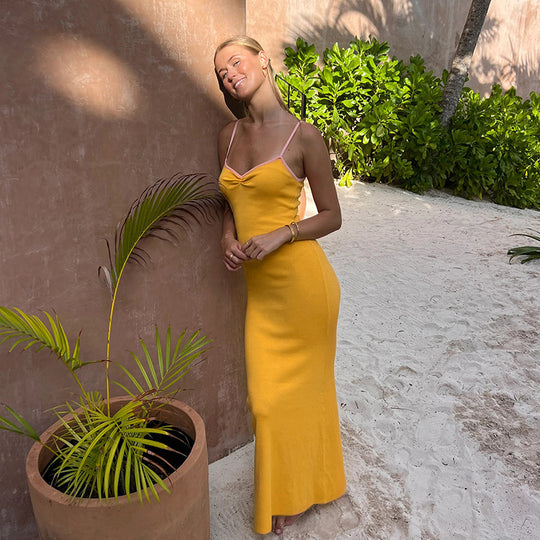 Damen Maxikleid mit schmalen Spaghettiträgern und elegantem Schnitt EB