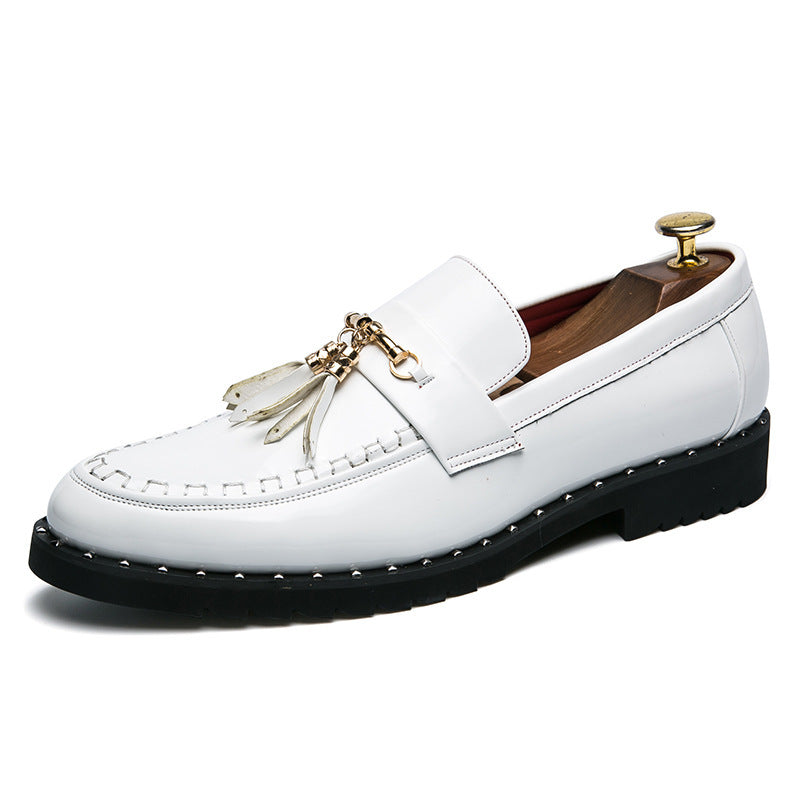 Damen Elegante Mokassins mit goldenen Anhängern EB