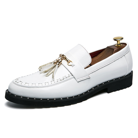 Damen Elegante Mokassins mit goldenen Anhängern EB