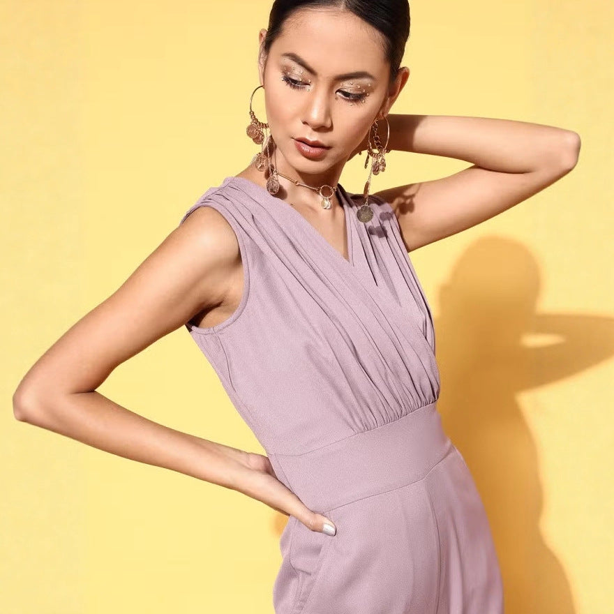 Damen Jumpsuit mit elegantem V-Ausschnitt von EB