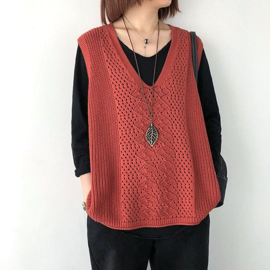 Damen Strickweste mit tiefem V-Ausschnitt und praktischen Taschen EB