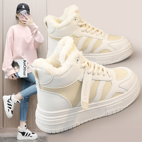 Damen Hochflorige Sneaker aus robustem Kunstleder mit weichem Innenfutter EB