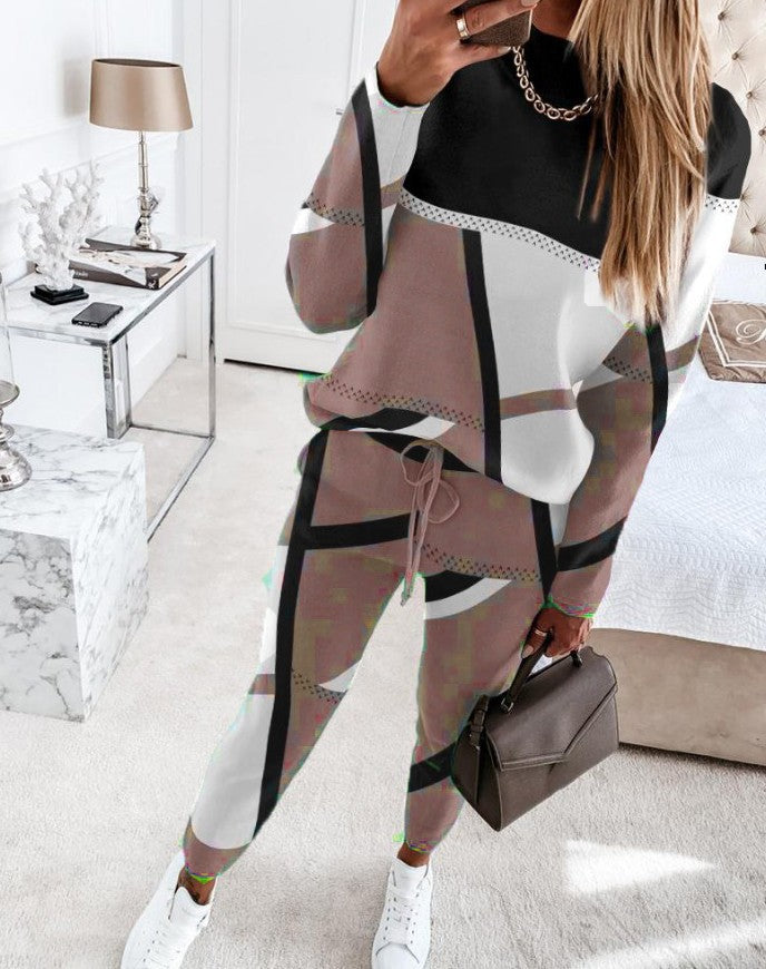 Damen nan gemustertes Freizeit-Set aus Sweatshirt und Jogginghose EB