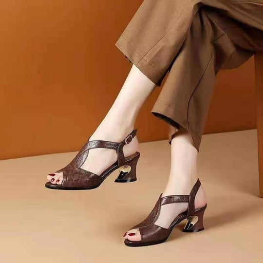 Damen Riemchensandalen mit elegantem Absatz EB