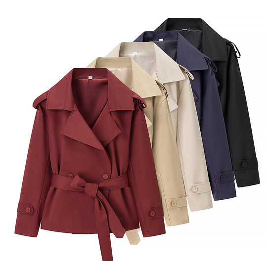 Damen nan Kurz-Trenchcoat mit Taillengürtel, doppelreihiger Knopfleiste und Schulterpatten EB