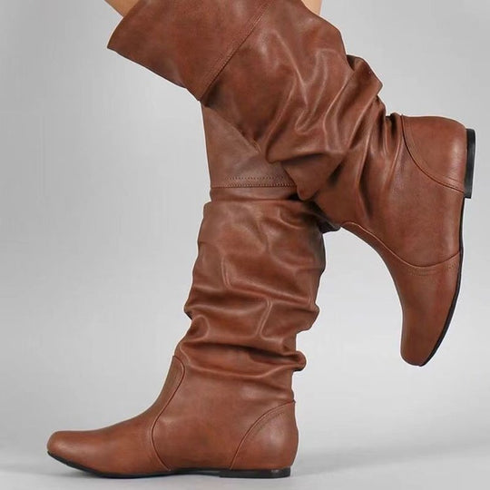 Damen Schlupfstiefel mit gerafftem Schaft und flacher Keilsohle EB