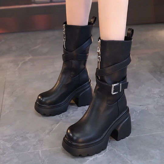 Damen Stilvolle Stiefeletten mit hohen Blockabsätzen und modischem Riemendesign EB