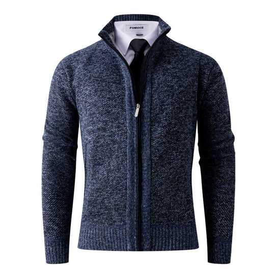 Herren stylische Strickjacke mit hohem Kragen und praktischen Taschen EB