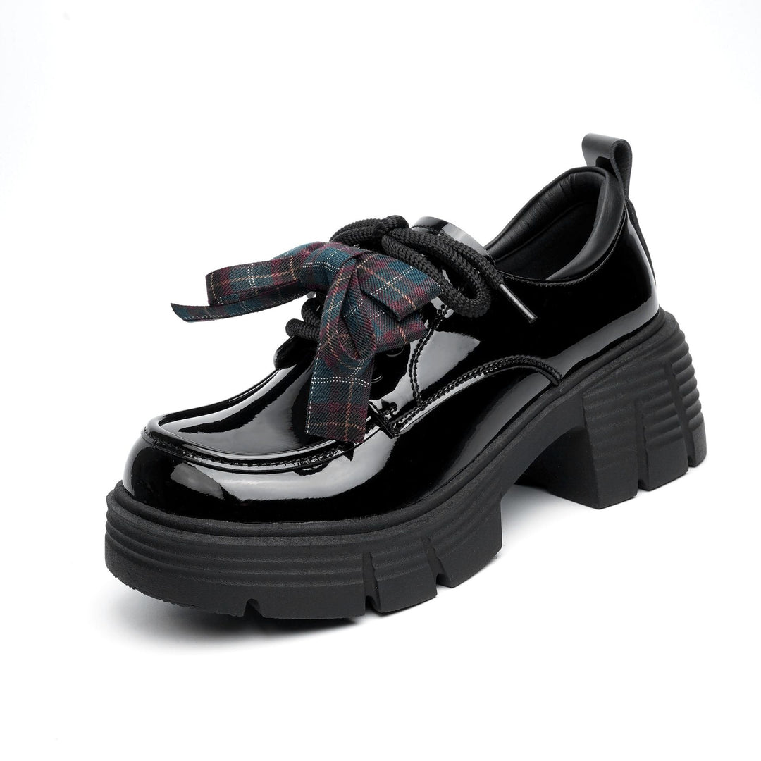 Damen Plateau-Schnürschuhe mit modischem Kettendetail und robustem Blockabsatz EB