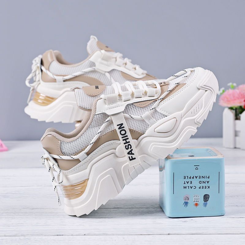 Damen Sportliche Sneakers mit atmungsaktiver Mesh-Oberfläche und stark gedämpfter Sohle EB