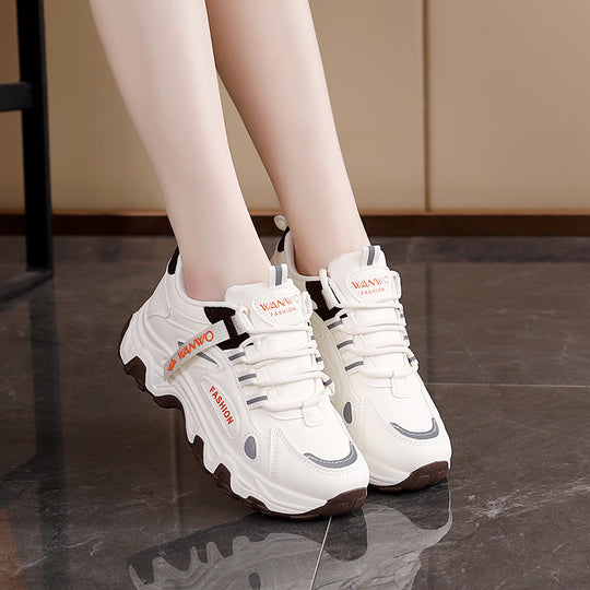 Damen Sportliche Sneakers mit innovativem Dämpfungssystem und rutschfester Sohle EB